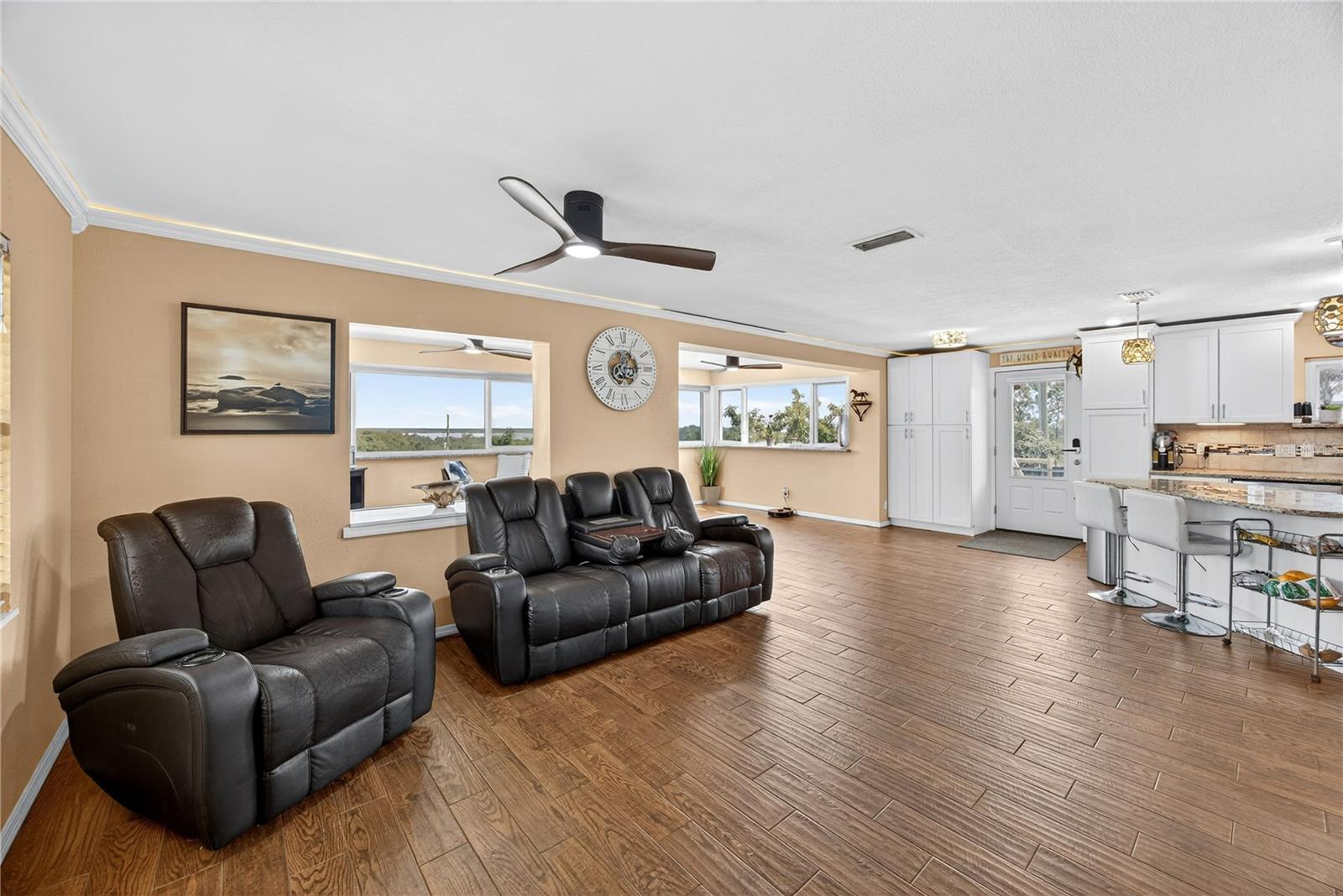 Image 9 of 53 For 5426 Griffin View Drive
