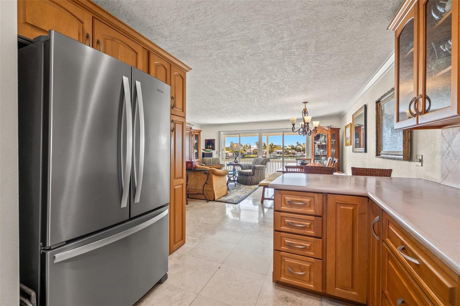 Image 18 of 54 For 3021 Alton Drive