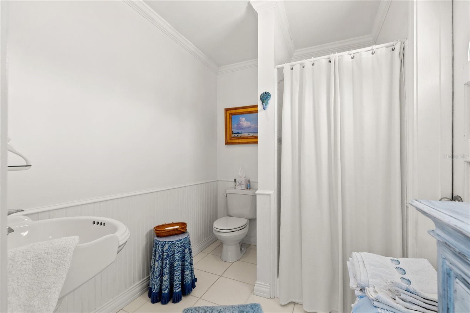 Image 27 of 54 For 3021 Alton Drive