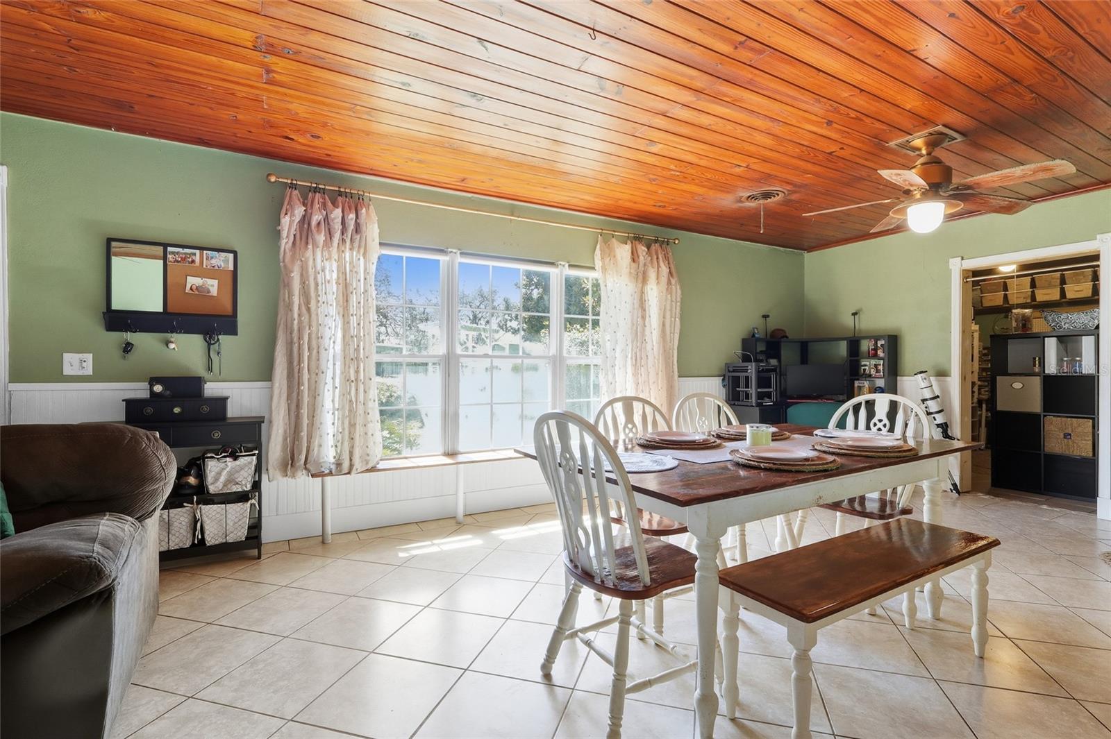 Image 15 of 26 For 37353 Lea Avenue