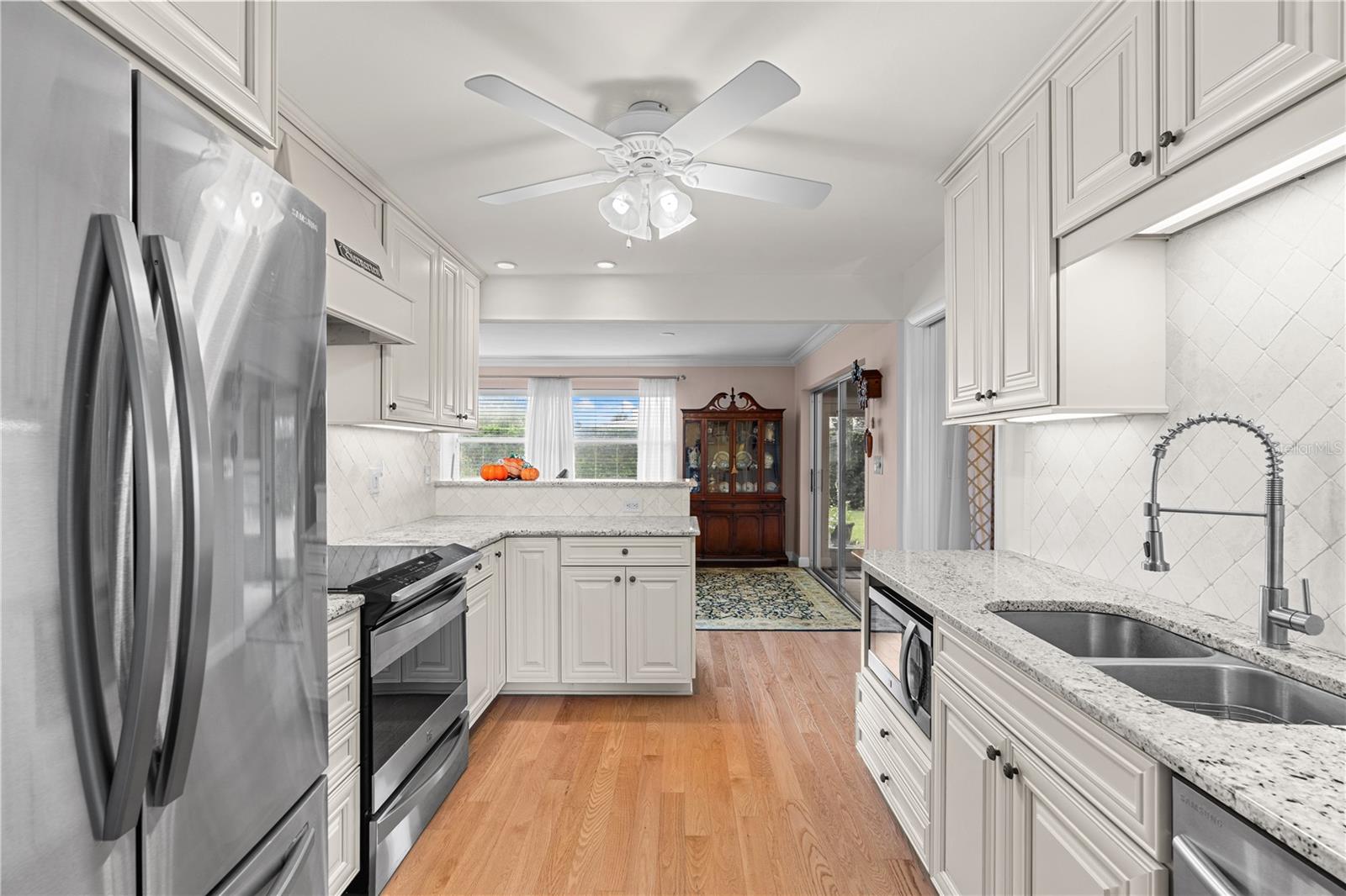 Image 10 of 46 For 14360 Passage Way