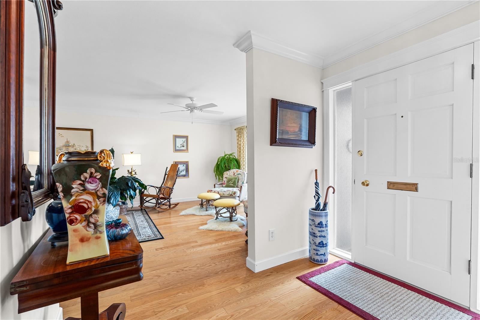 Image 4 of 46 For 14360 Passage Way