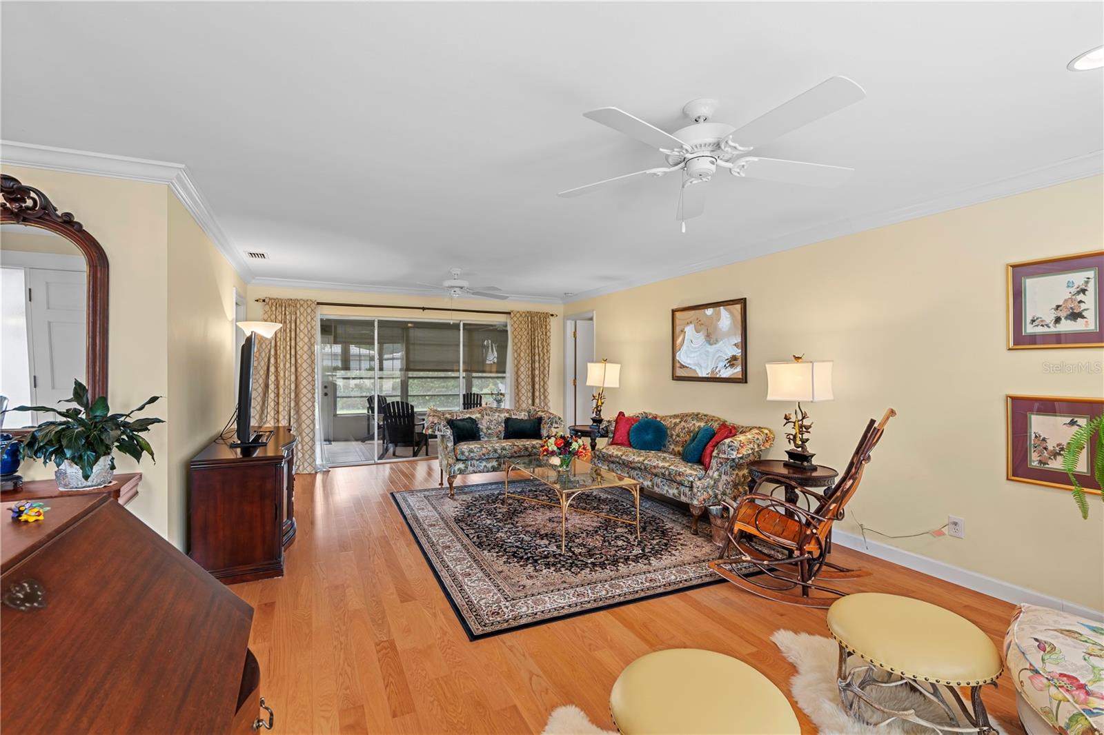 Image 6 of 46 For 14360 Passage Way