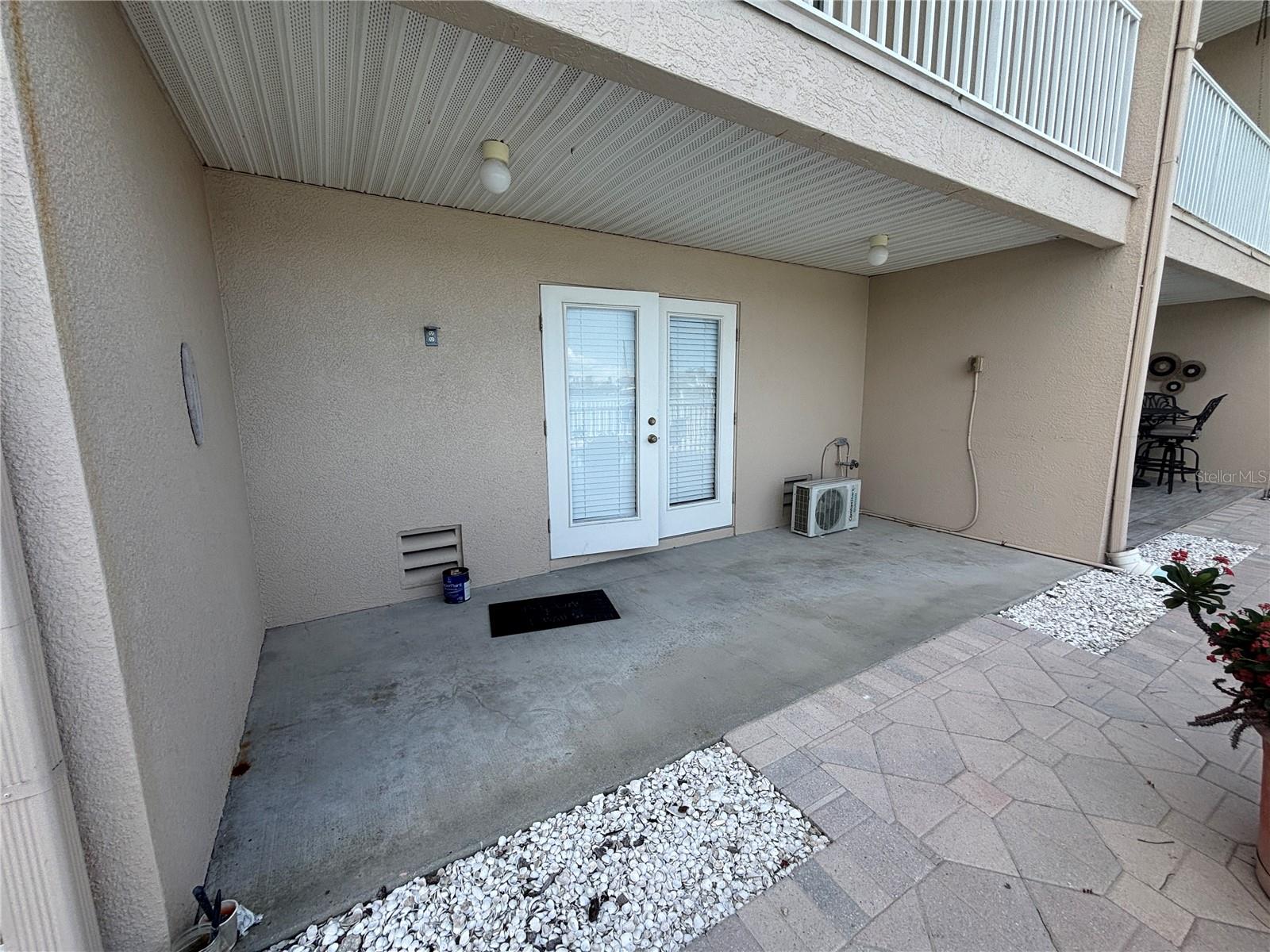 Image 9 of 32 For 200 Brightwater Drive 2