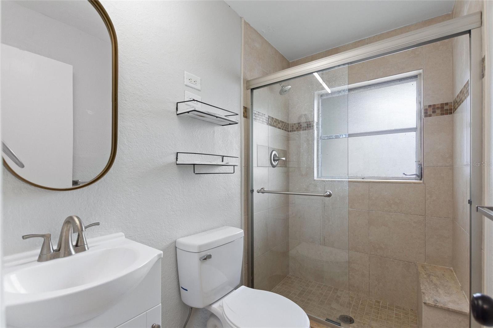 Image 17 of 42 For 5529 Yorkshire Way