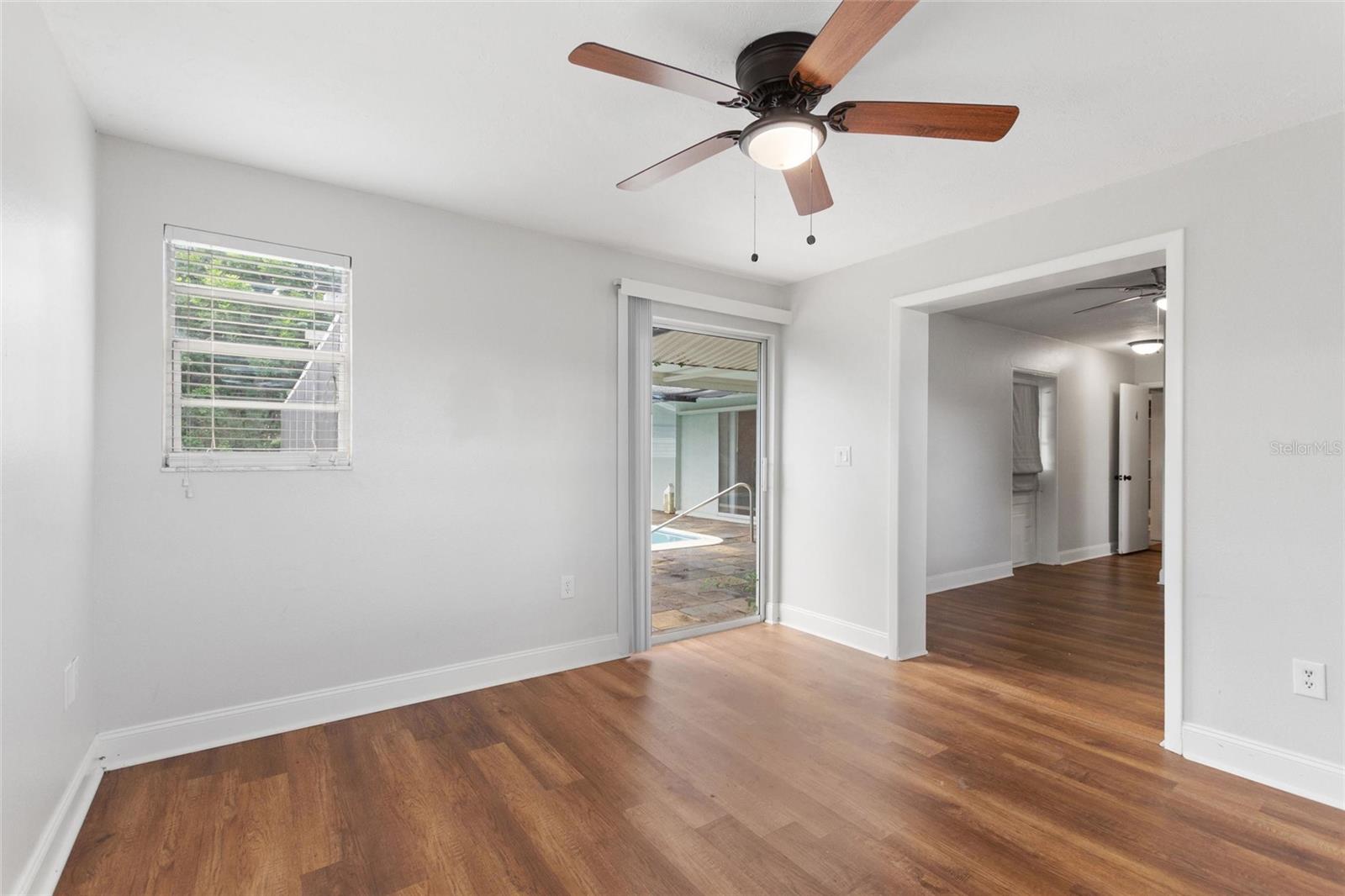 Image 21 of 42 For 5529 Yorkshire Way