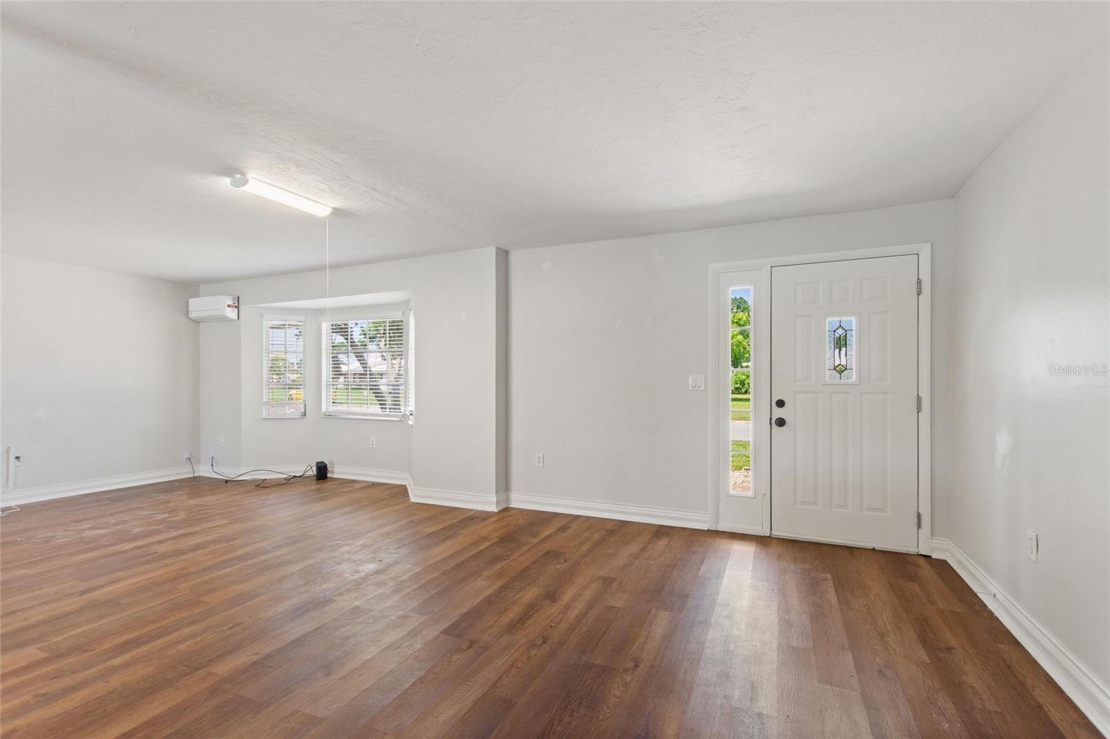 Image 6 of 42 For 5529 Yorkshire Way