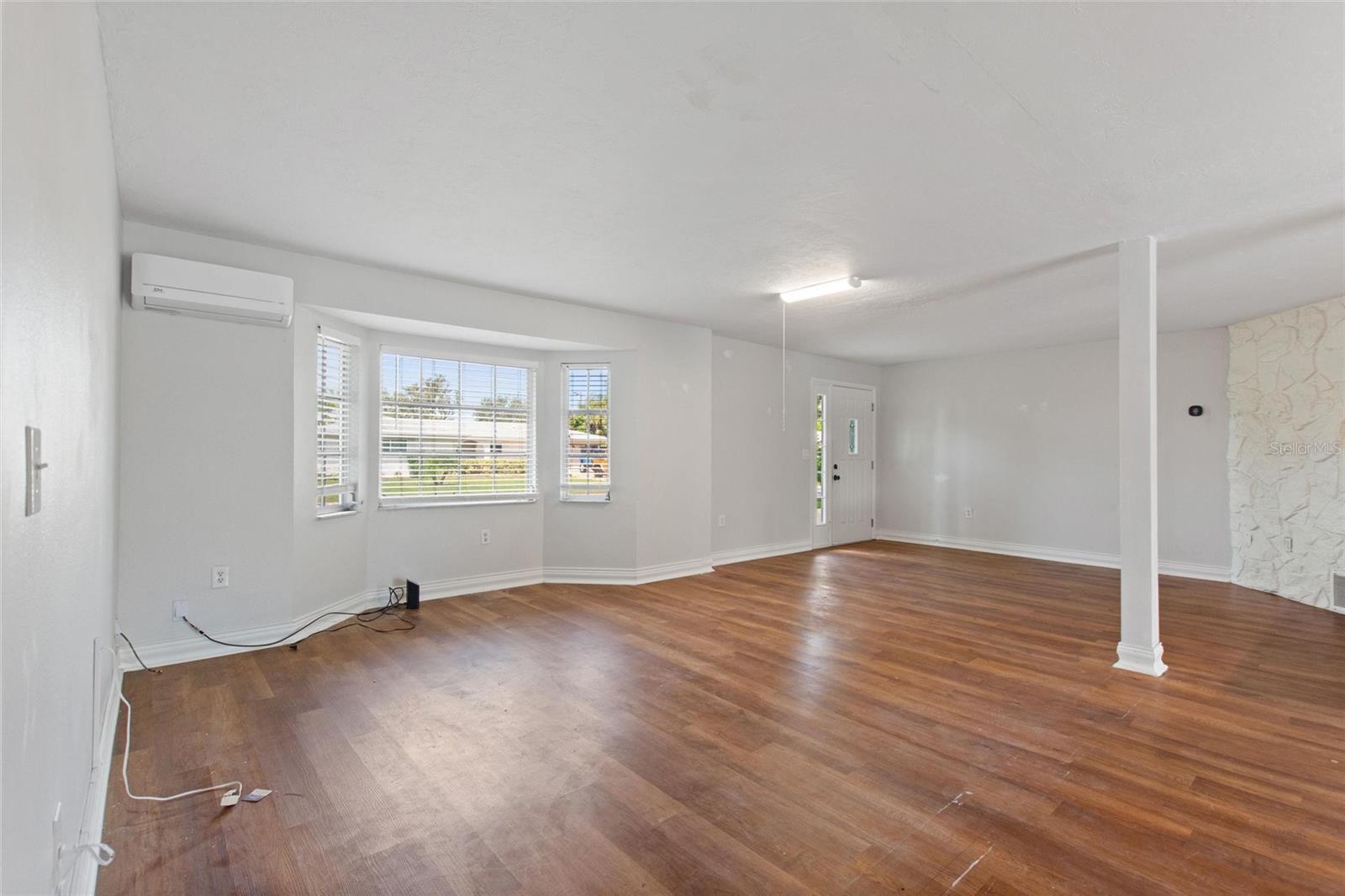 Image 7 of 42 For 5529 Yorkshire Way