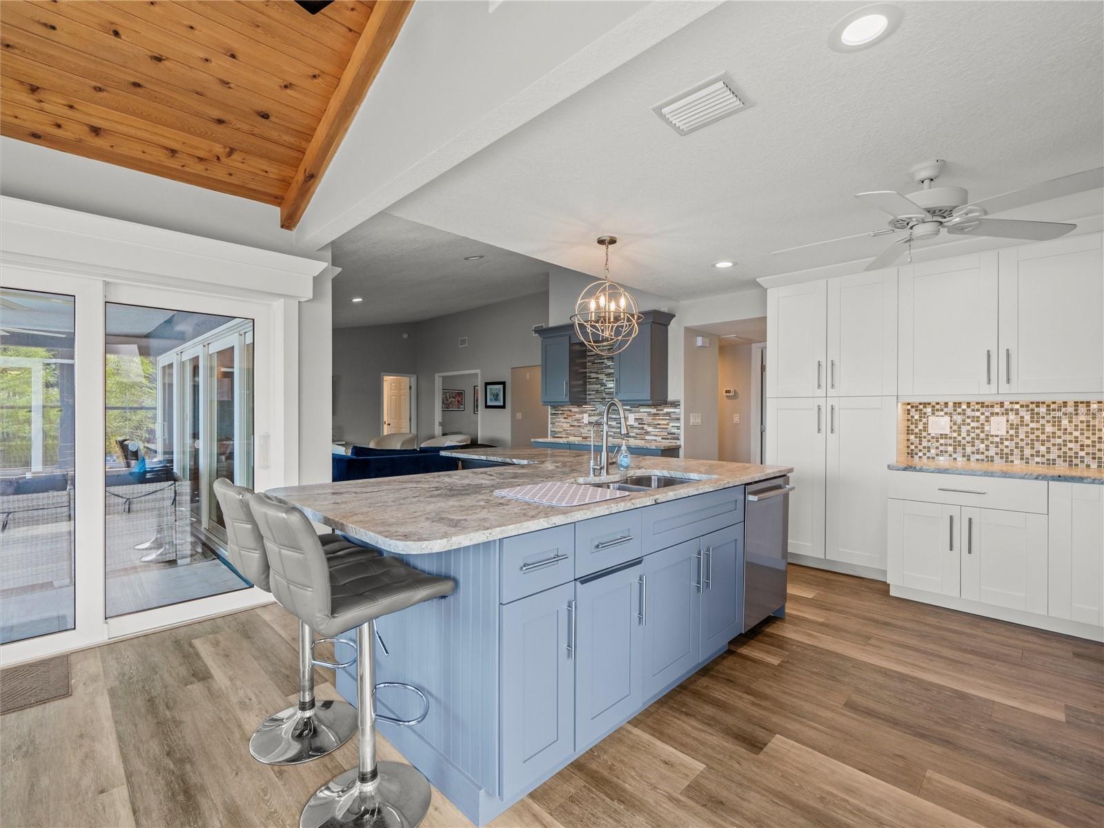 Image 20 of 52 For 4089 Pompano Drive Se