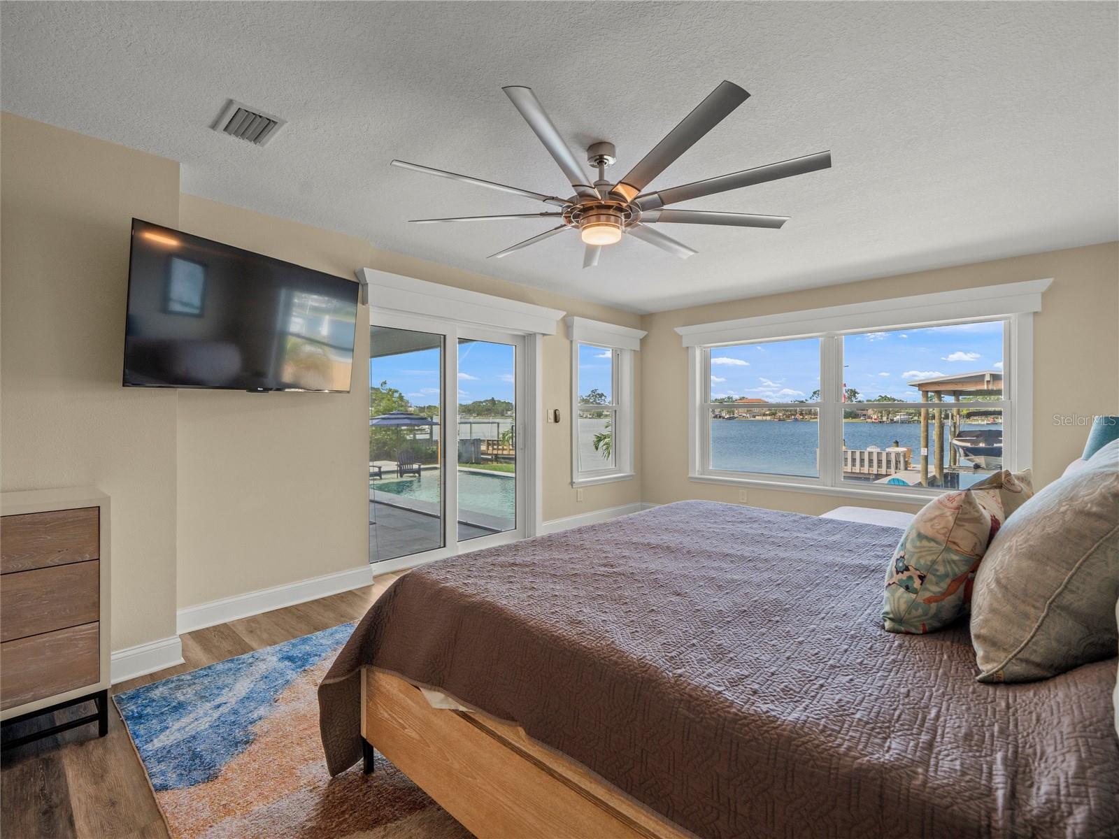 Image 26 of 52 For 4089 Pompano Drive Se