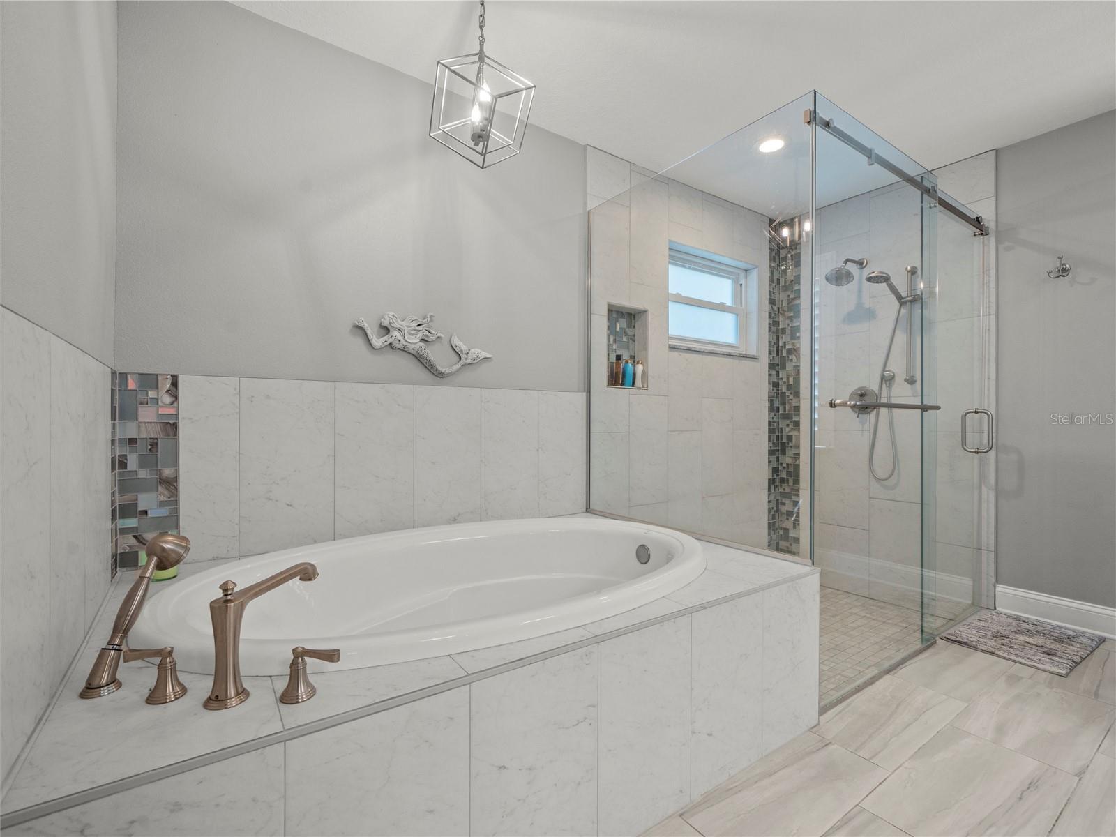 Image 31 of 52 For 4089 Pompano Drive Se