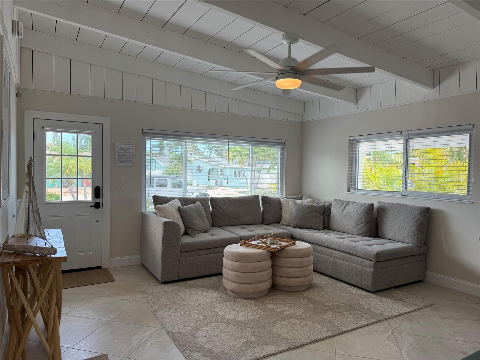 Image 3 of 25 For 1405 Bay Pine Boulevard