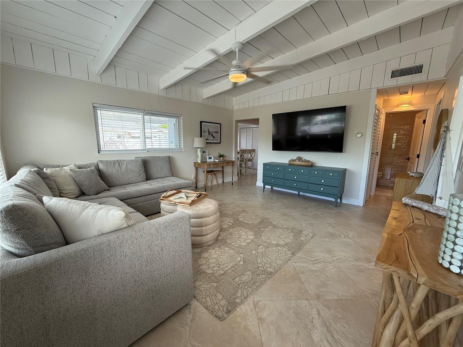 Image 5 of 25 For 1405 Bay Pine Boulevard