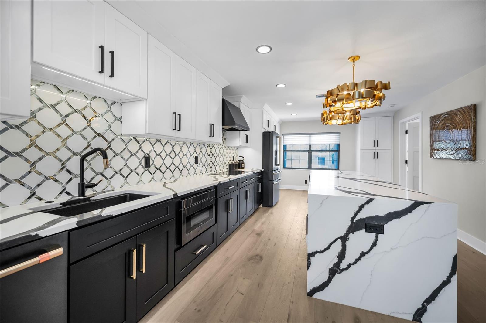 Image 11 of 51 For 678 76th Avenue 5