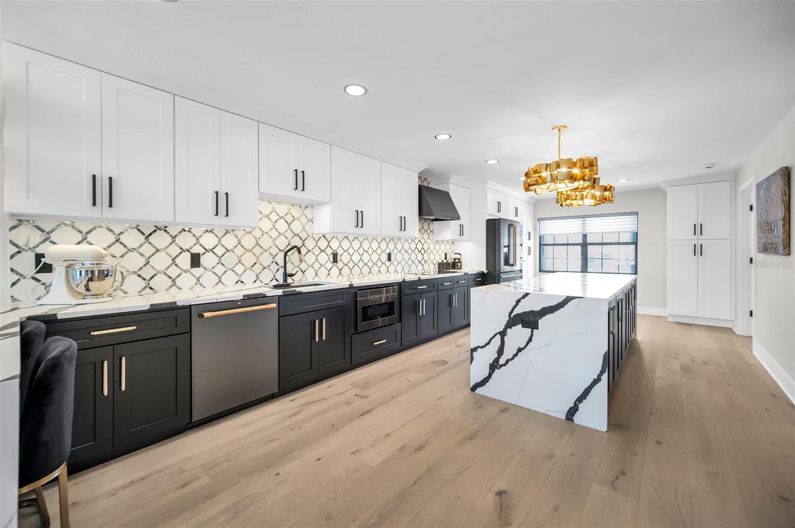 Image 12 of 51 For 678 76th Avenue 5