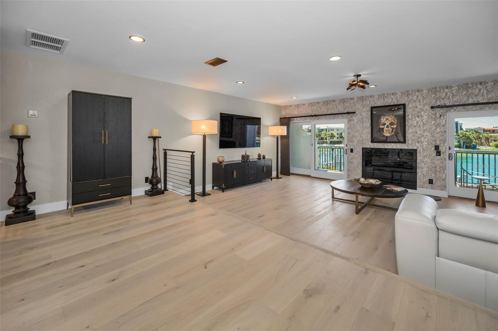 Image 20 of 51 For 678 76th Avenue 5