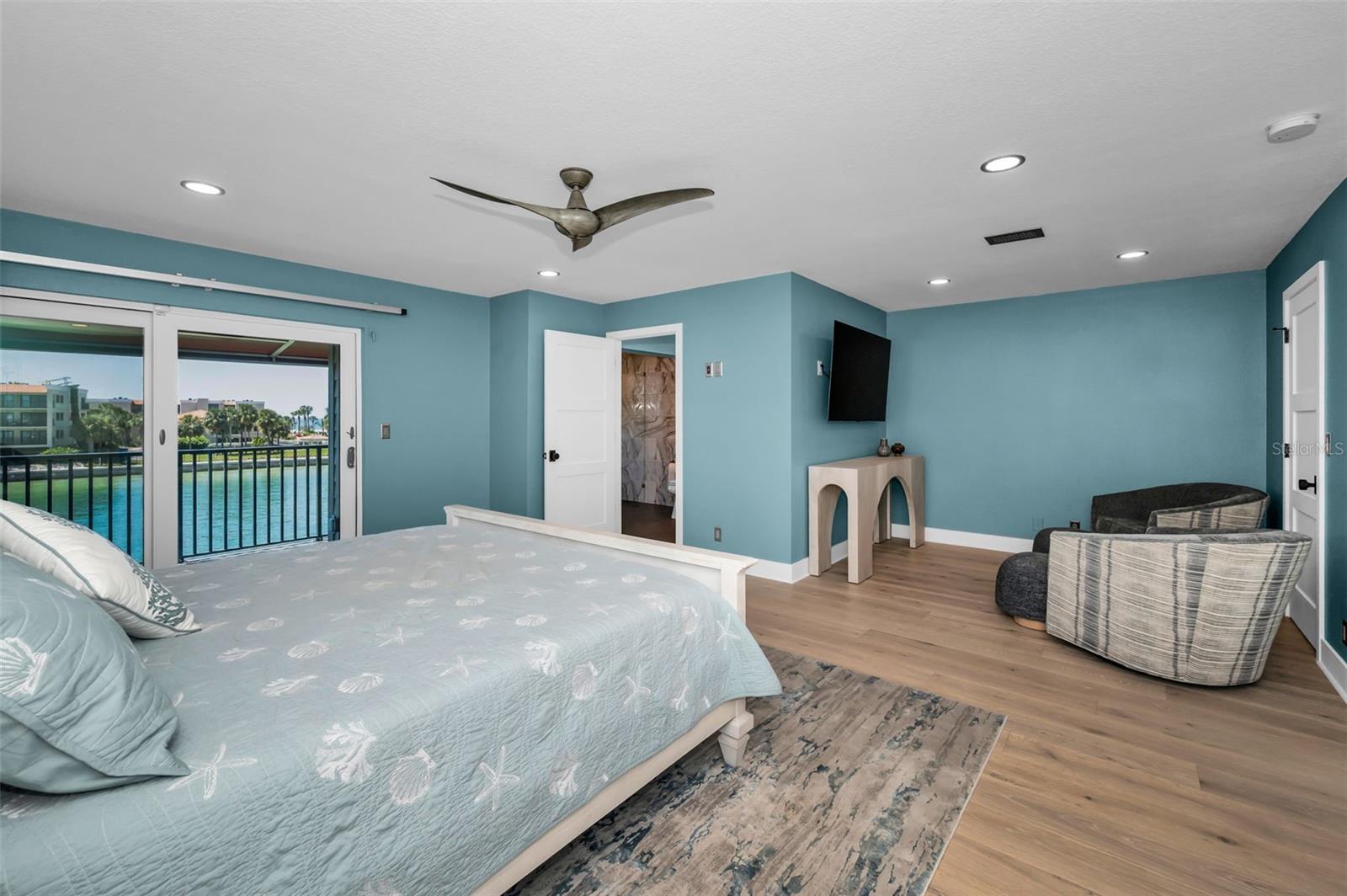 Image 32 of 51 For 678 76th Avenue 5