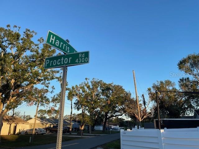 Image 3 of 4 For 4725 Harris Avenue