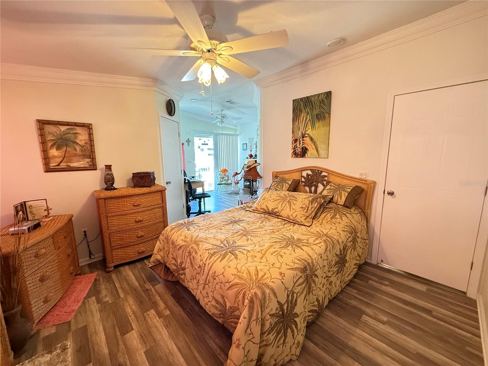 Image 12 of 31 For 134 Americana Court Ne 216