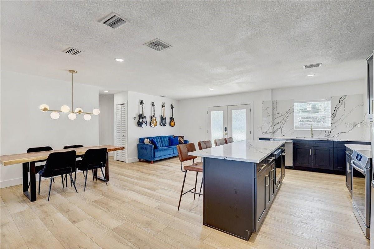 Image 14 of 83 For 265 96th Avenue N
