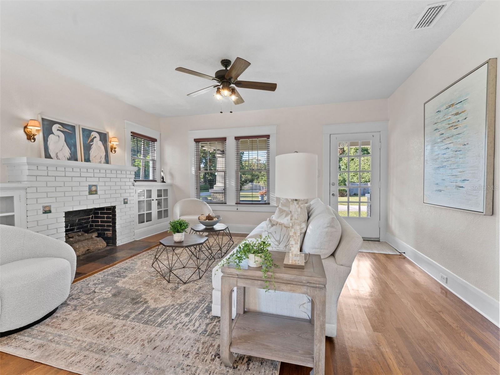 Image 5 of 38 For 924 Braddock Street