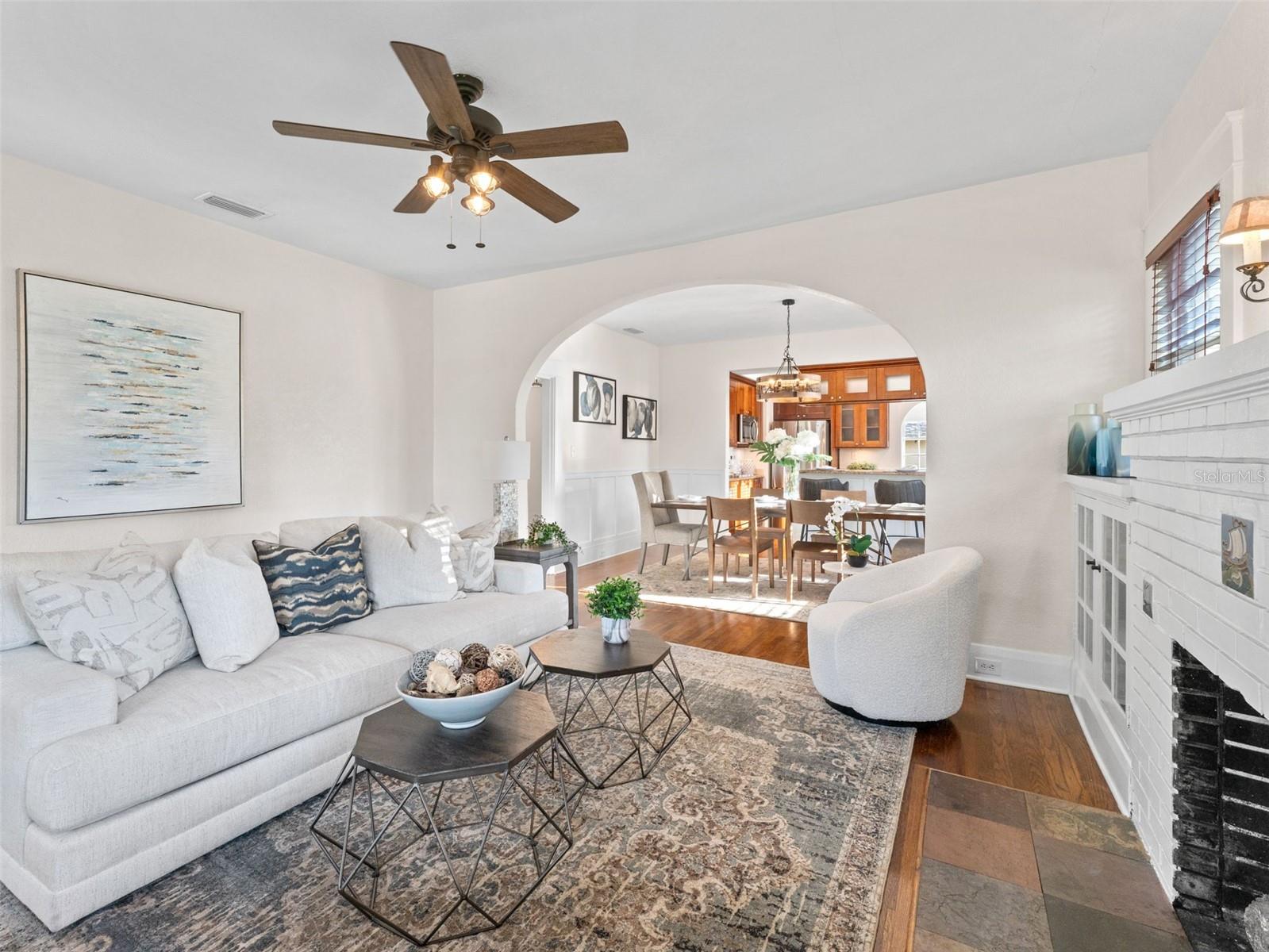 Image 6 of 38 For 924 Braddock Street