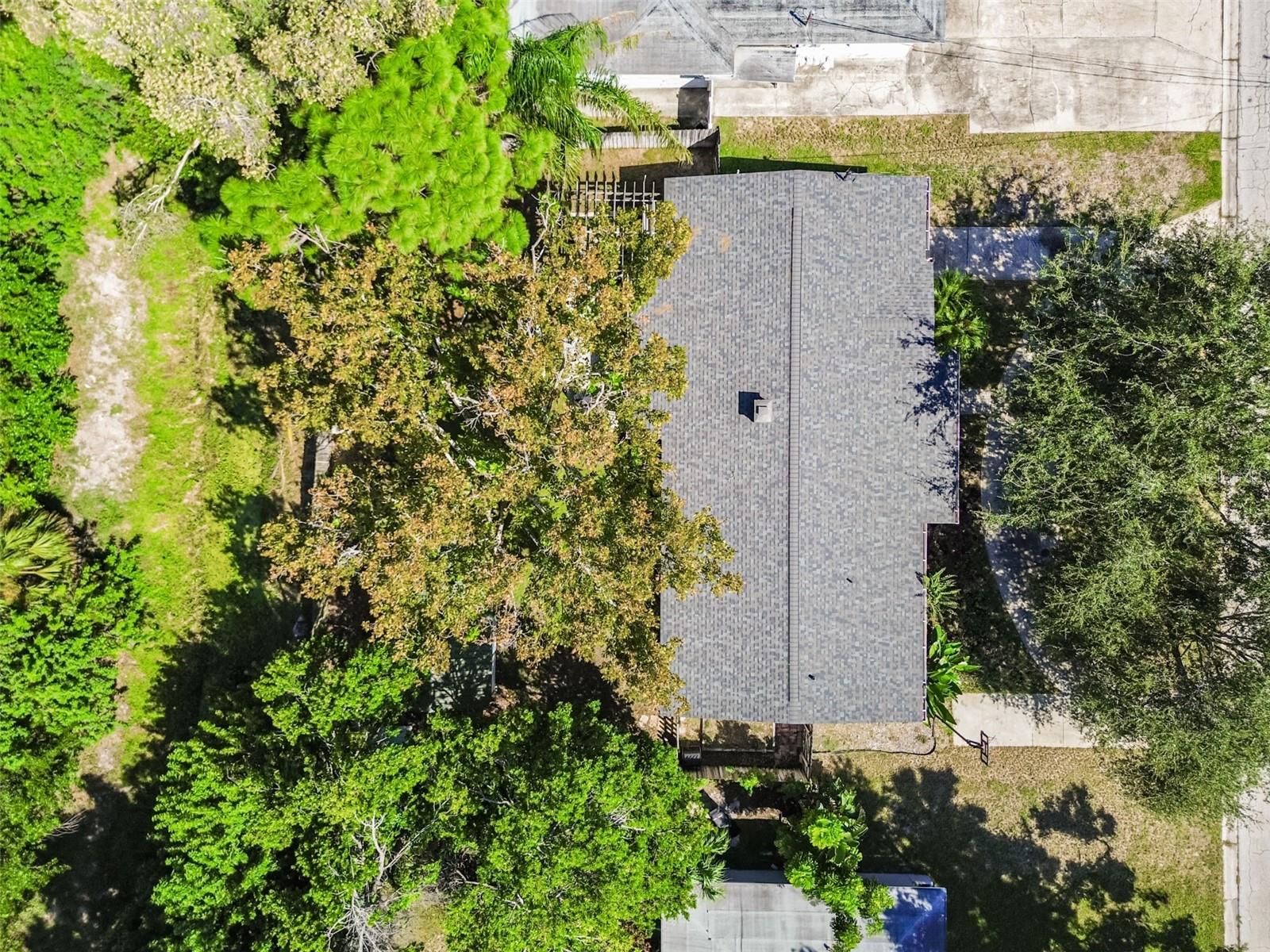 Image 31 of 36 For 4507 Lois Avenue