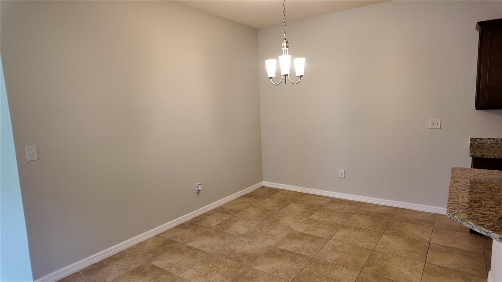 Image 17 of 28 For 7690 Timberview Loop