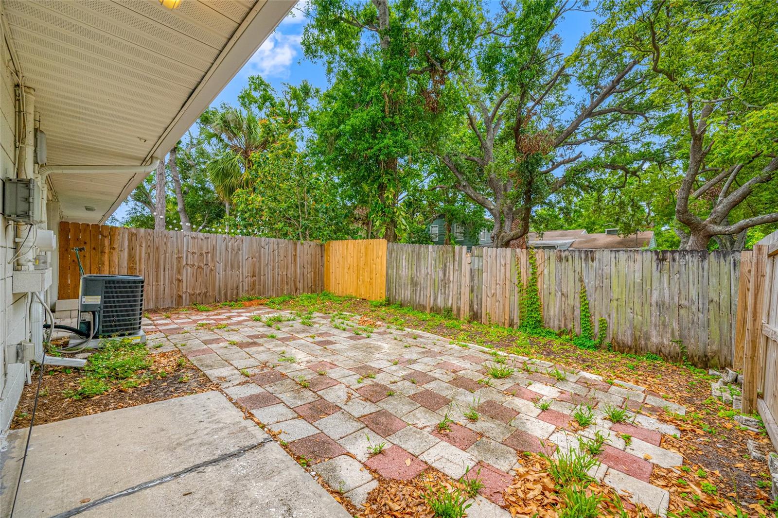 Image 14 of 18 For 3602 Macdill Avenue 1