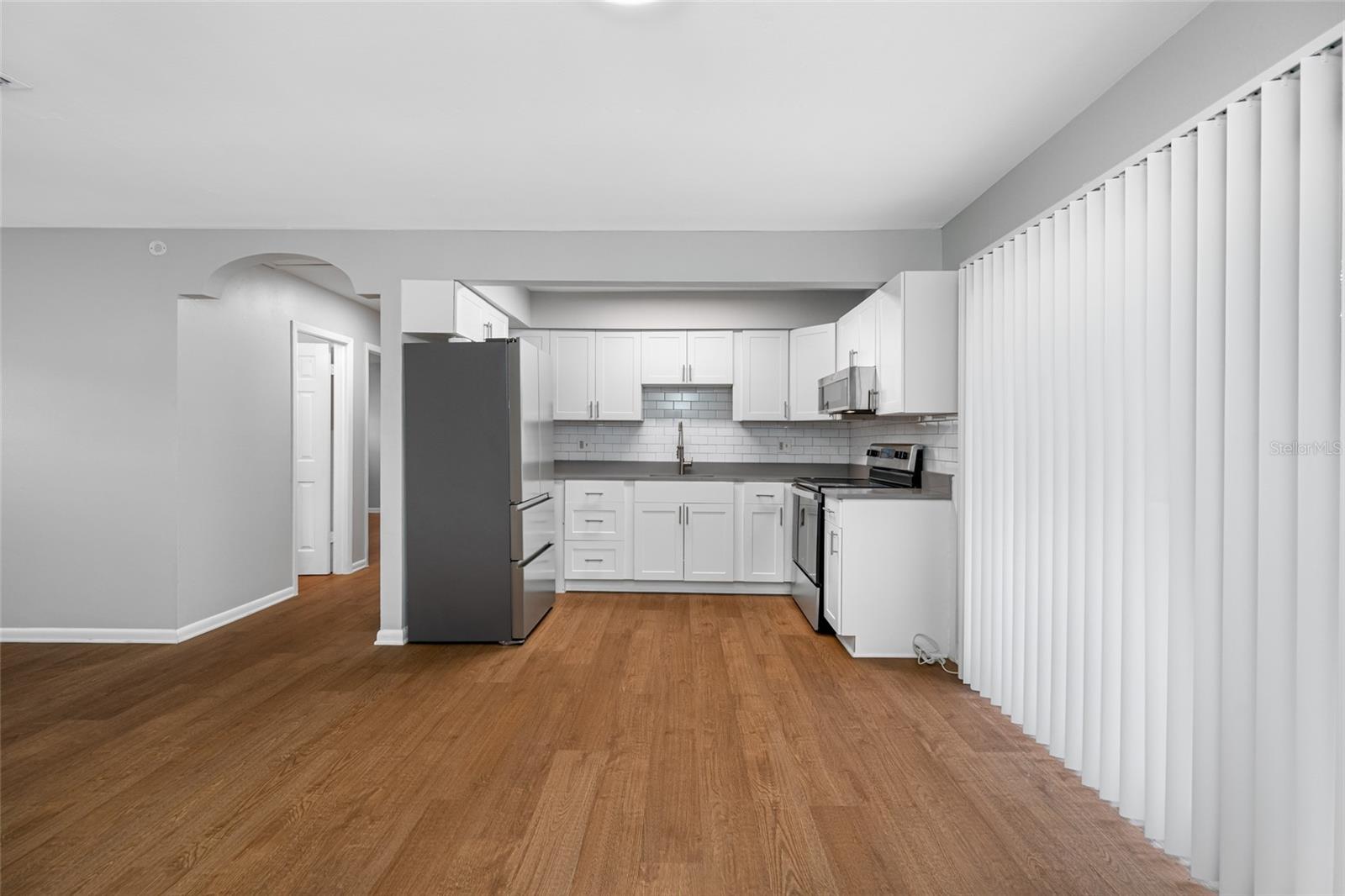 Image 4 of 18 For 3602 Macdill Avenue 1