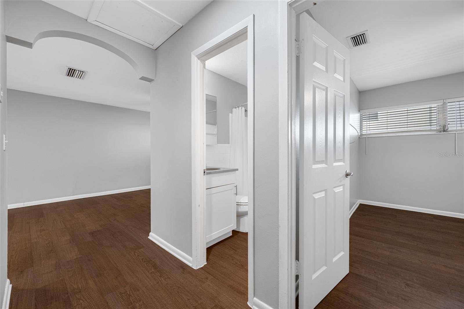 Image 7 of 18 For 3602 Macdill Avenue 1