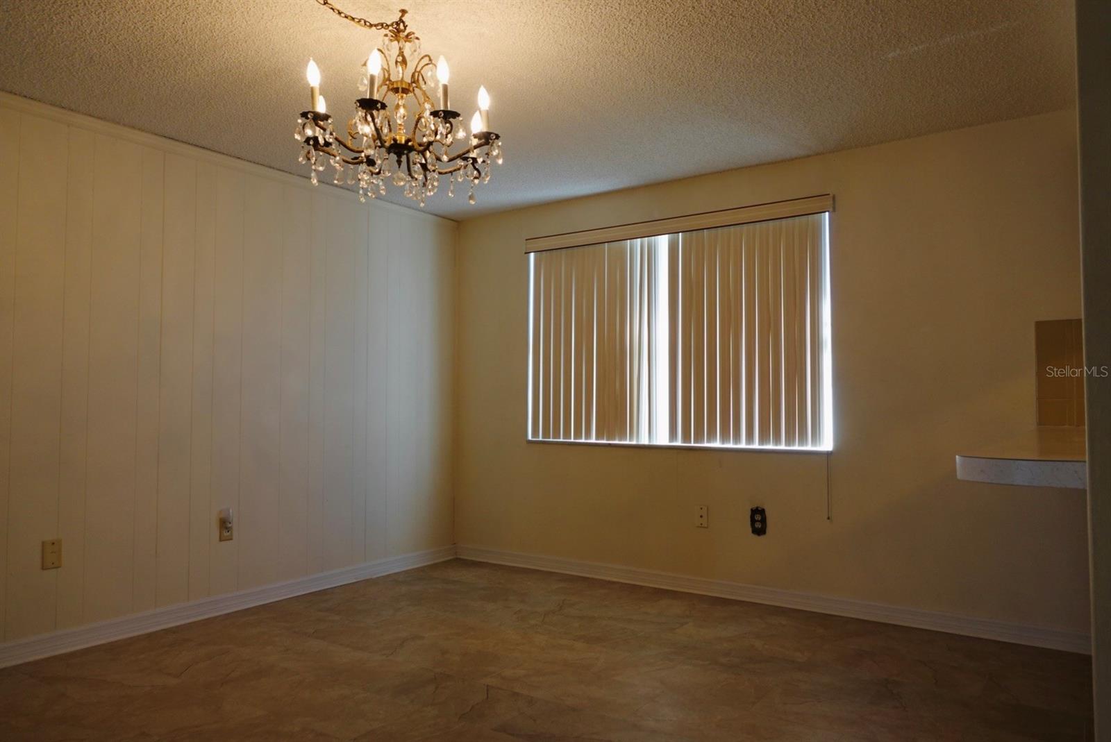 Image 15 of 34 For 8948 Saint Regis Lane