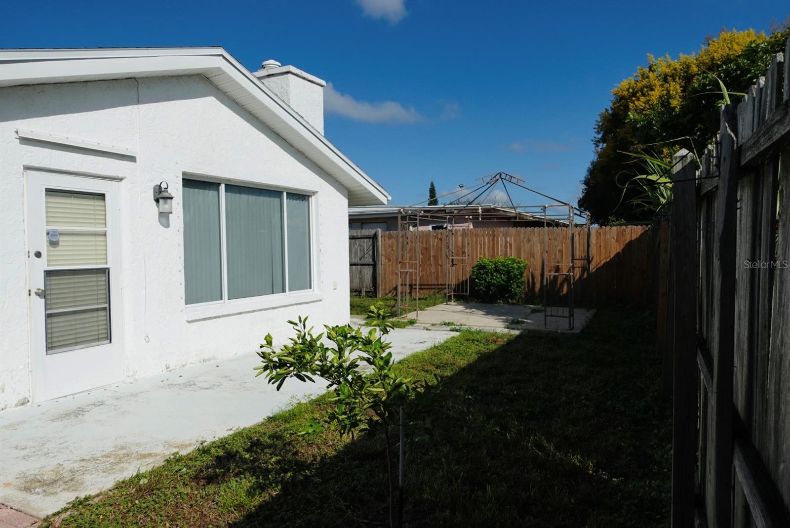 Image 30 of 34 For 8948 Saint Regis Lane