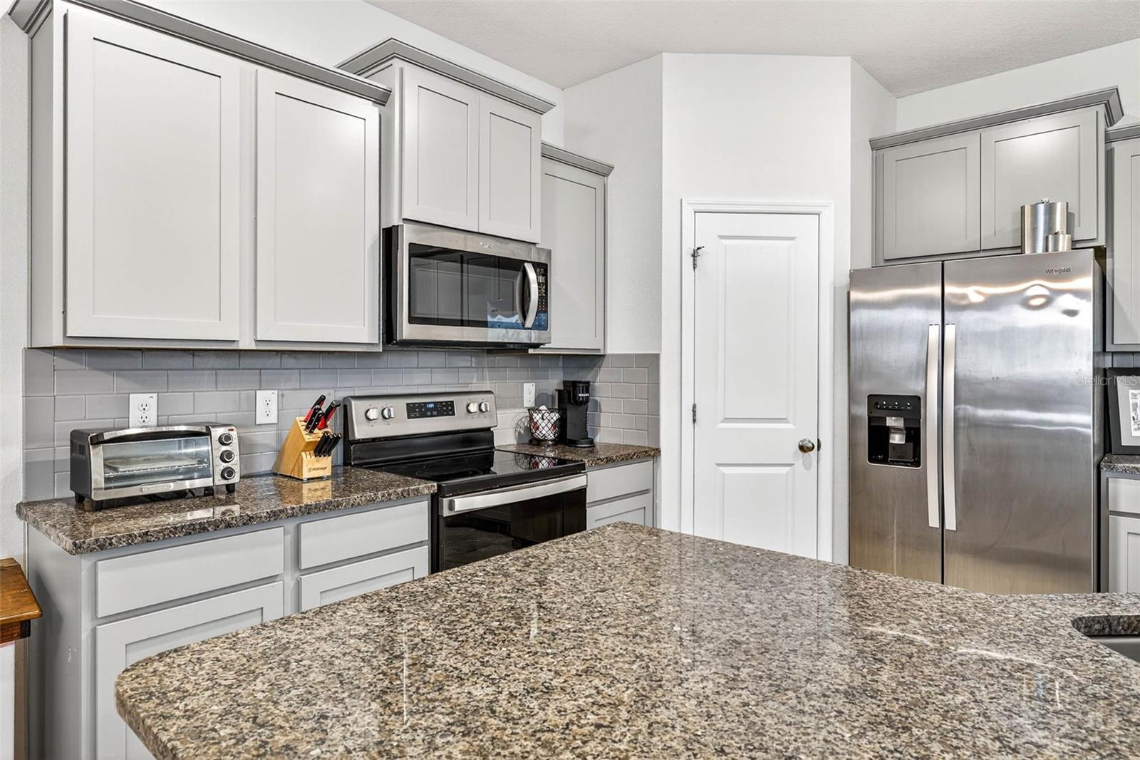 Image 17 of 55 For 7847 Stonebrook Circle