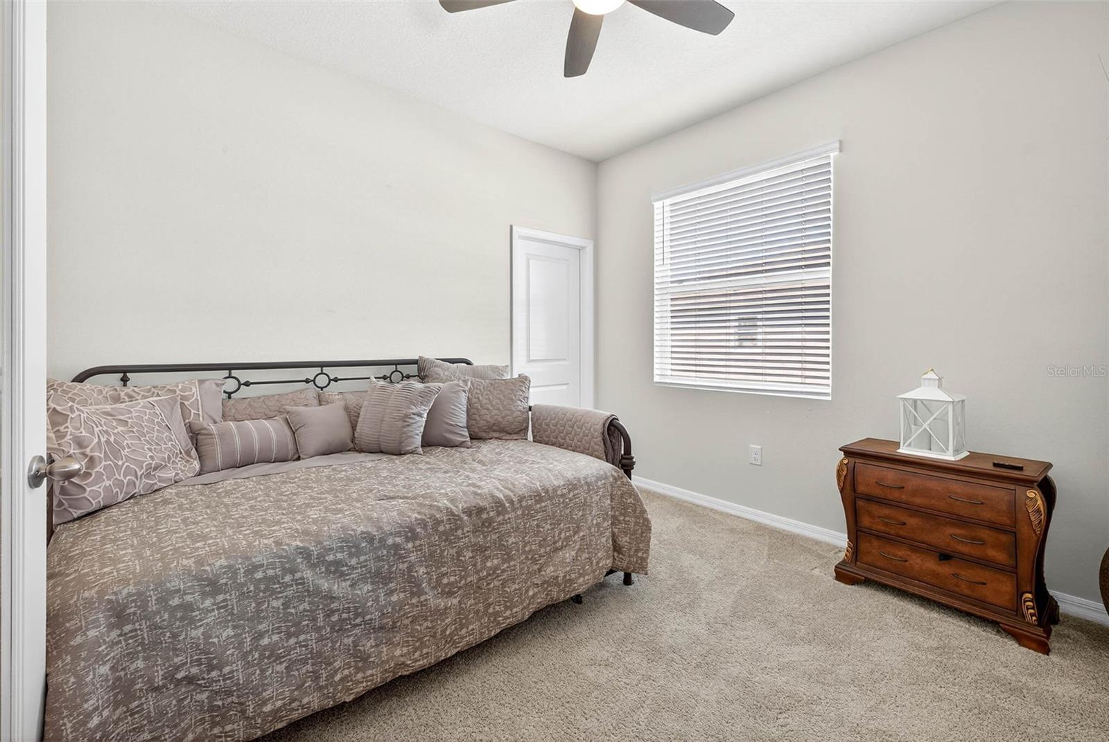 Image 25 of 55 For 7847 Stonebrook Circle