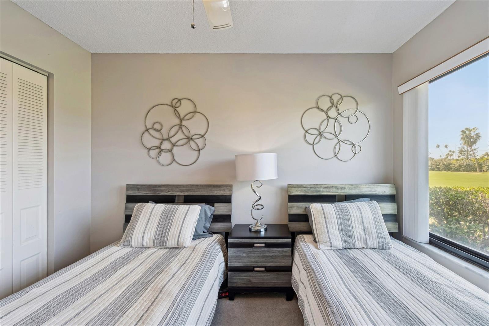 Image 26 of 52 For 6105 Palma Del Mar Boulevard S 120