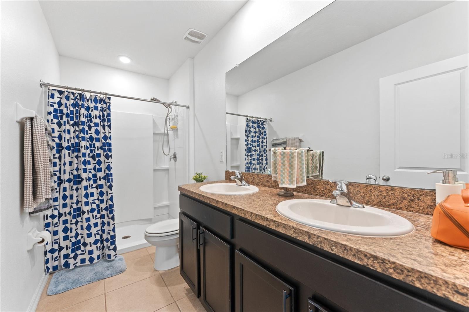 Image 17 of 37 For 1656 Hubbell Road