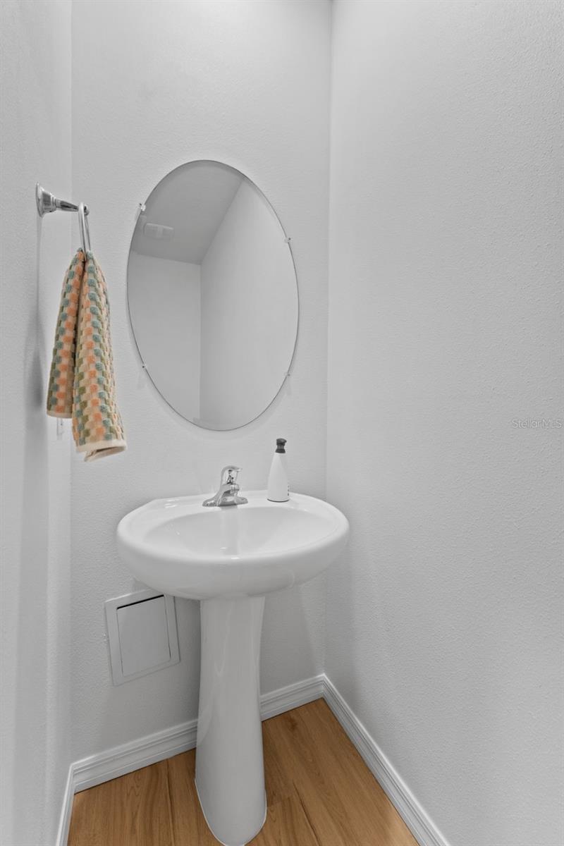 Image 25 of 37 For 1656 Hubbell Road