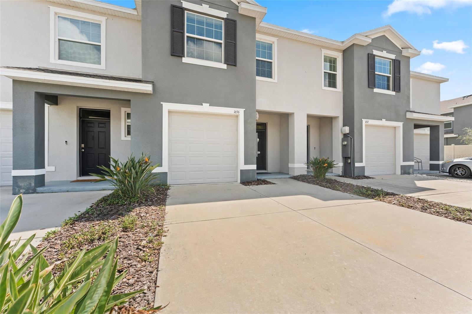 Image 3 of 37 For 1656 Hubbell Road