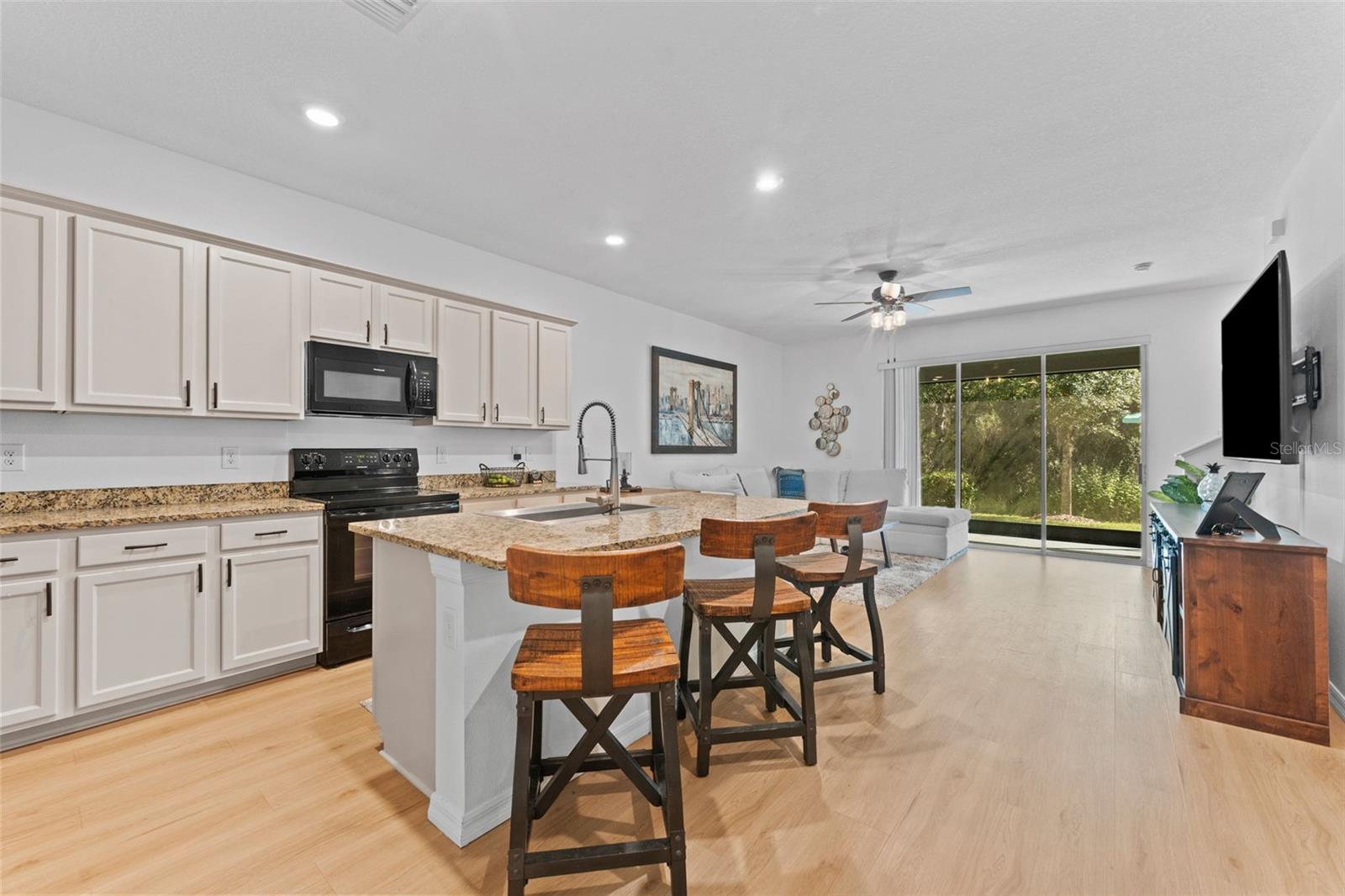 Image 8 of 37 For 1656 Hubbell Road