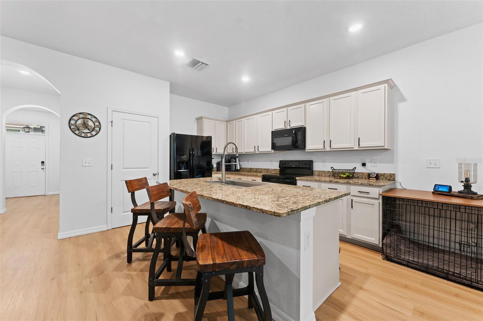 Image 9 of 37 For 1656 Hubbell Road