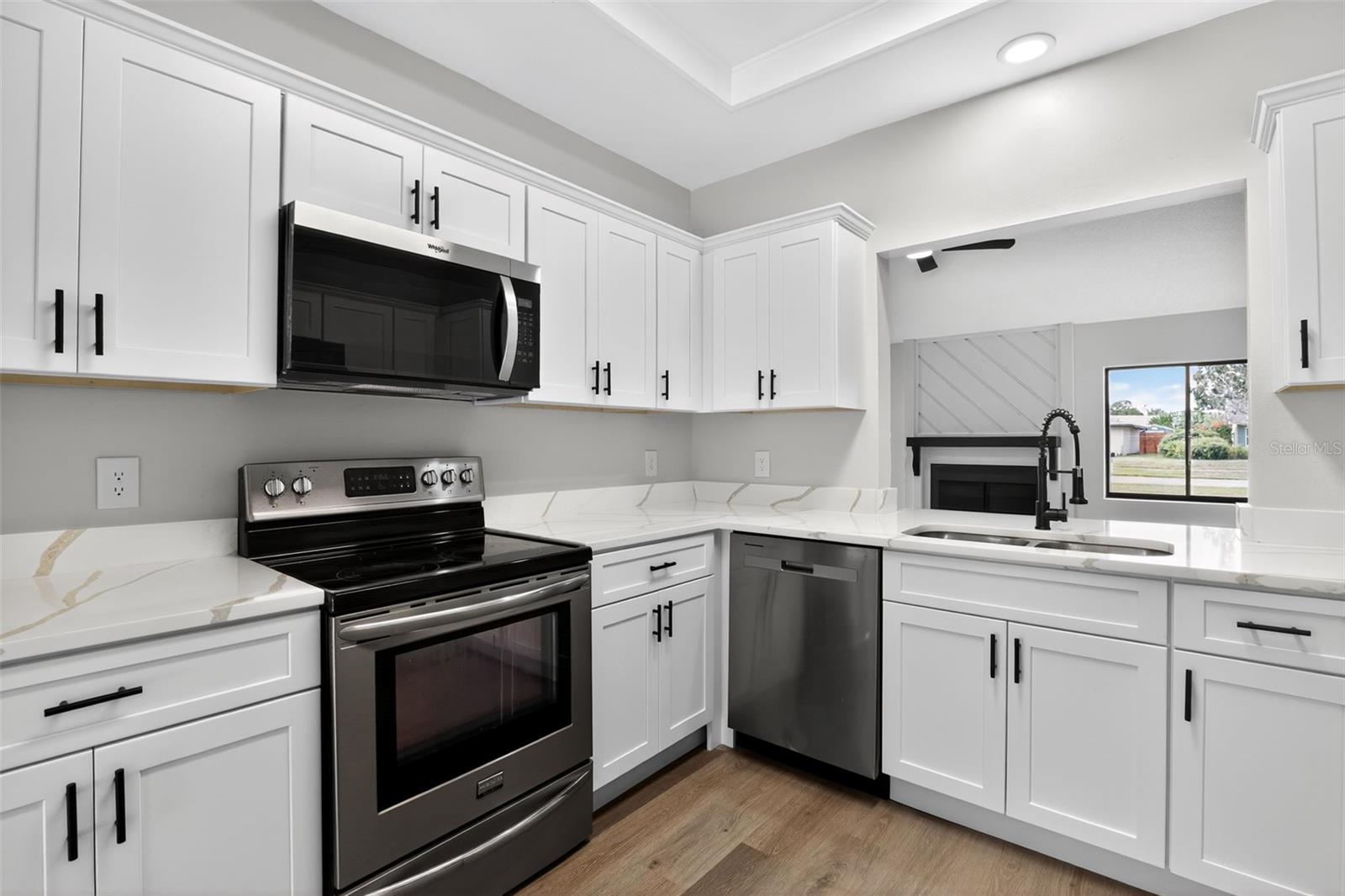 Image 10 of 20 For 3441 Calgary Lane