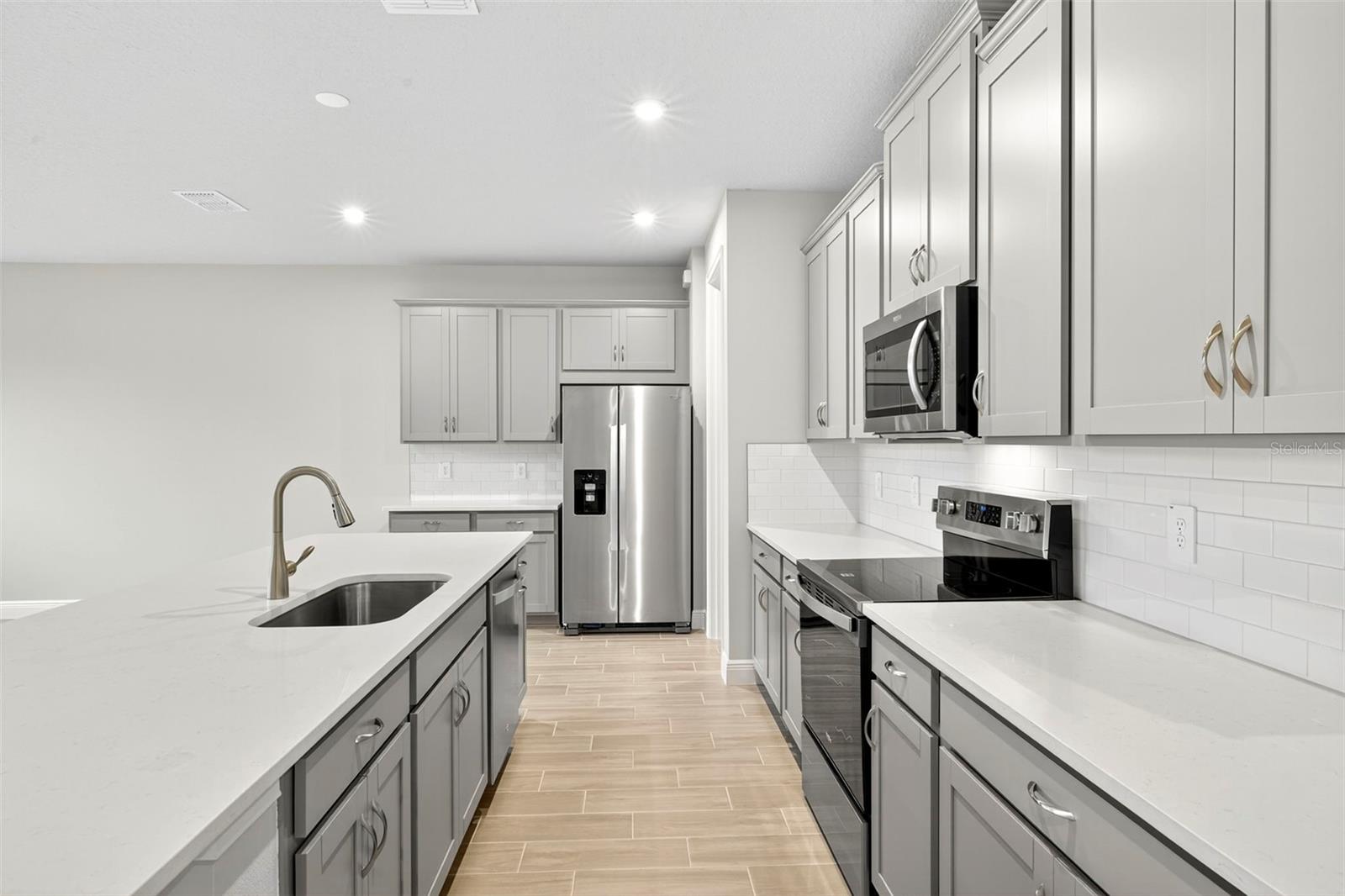 Image 11 of 38 For 12309 49th Street E