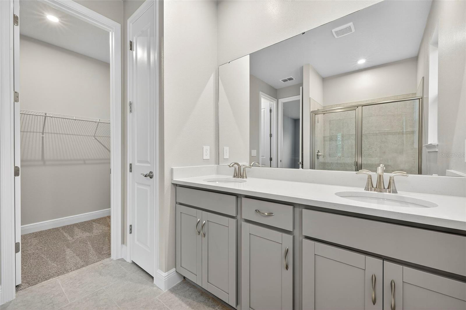 Image 19 of 38 For 12309 49th Street E