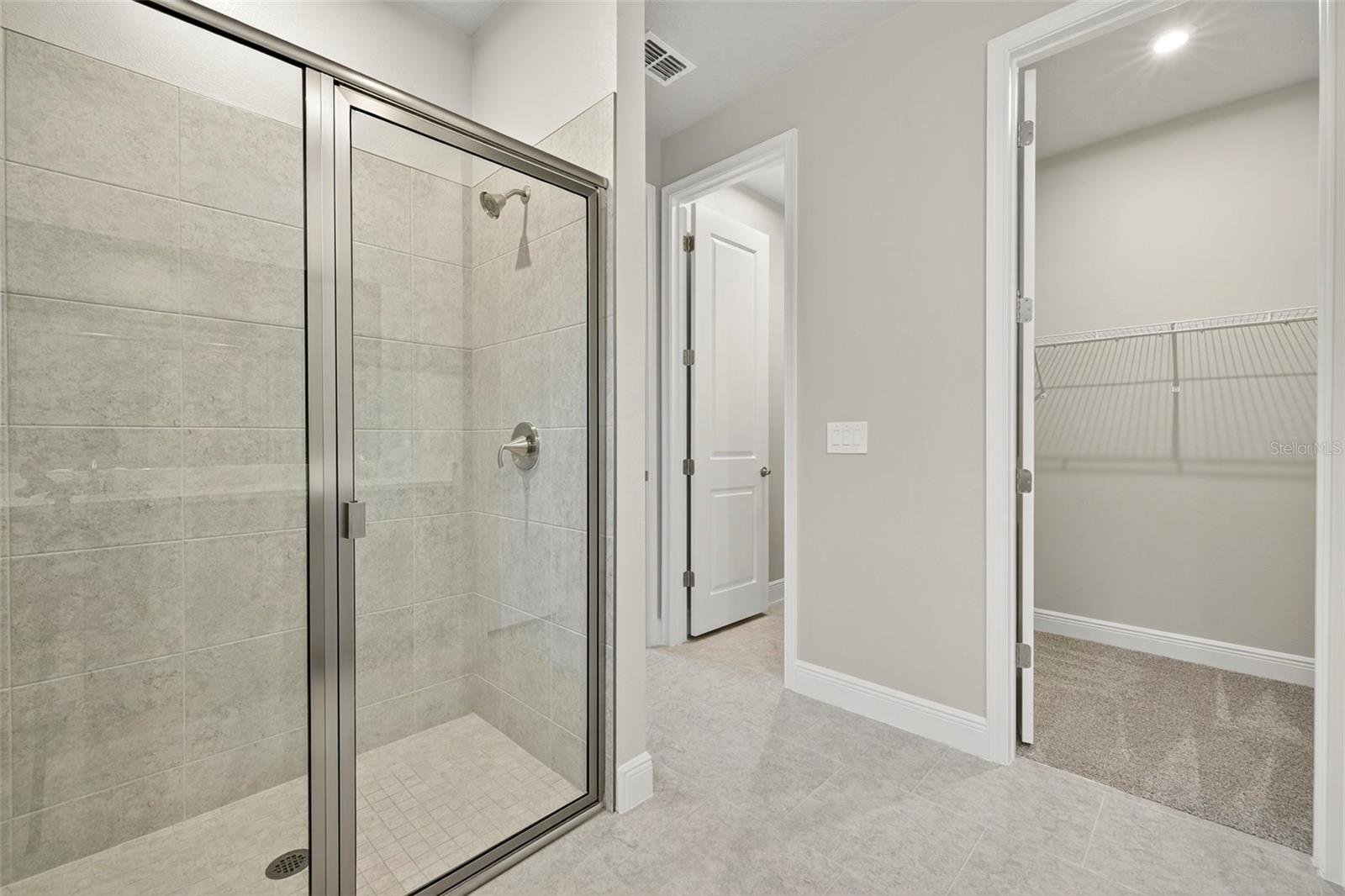 Image 20 of 38 For 12309 49th Street E