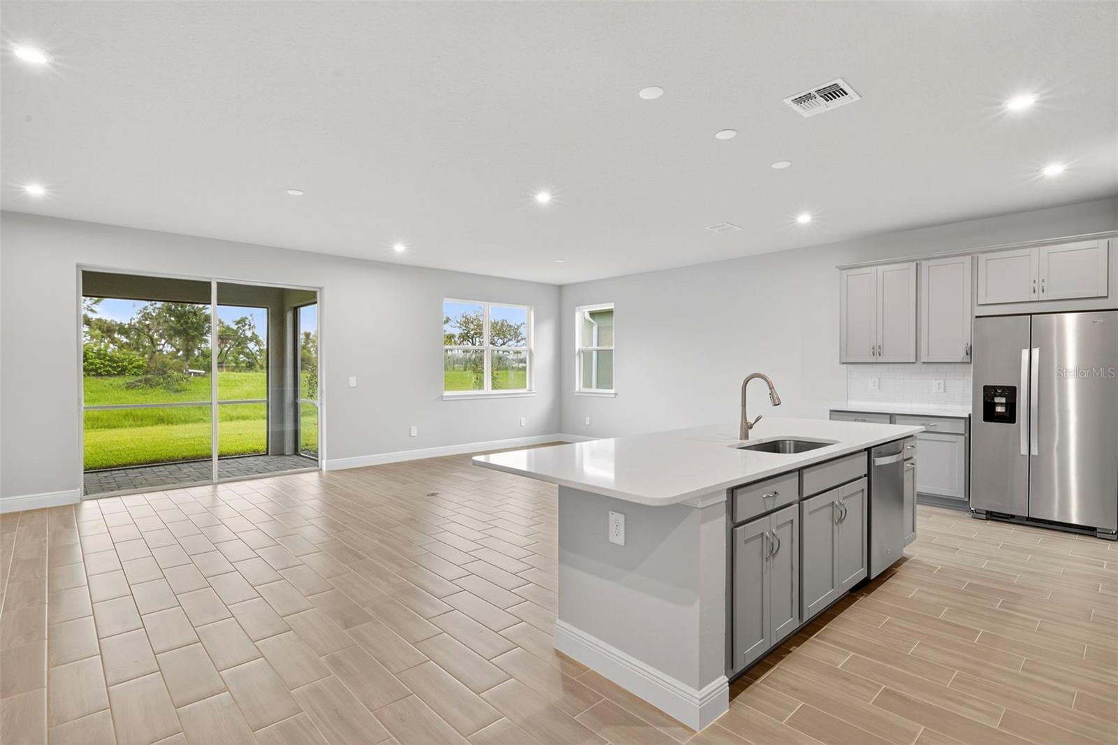 Image 9 of 38 For 12309 49th Street E