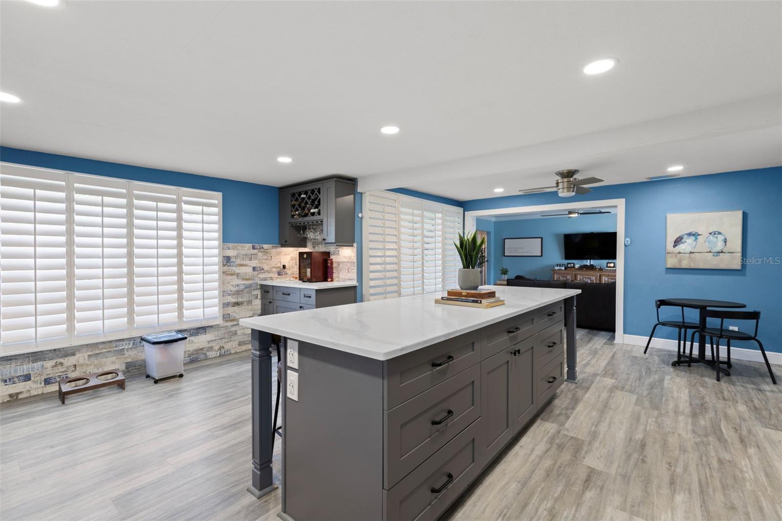 Image 11 of 28 For 1224 80th Avenue N