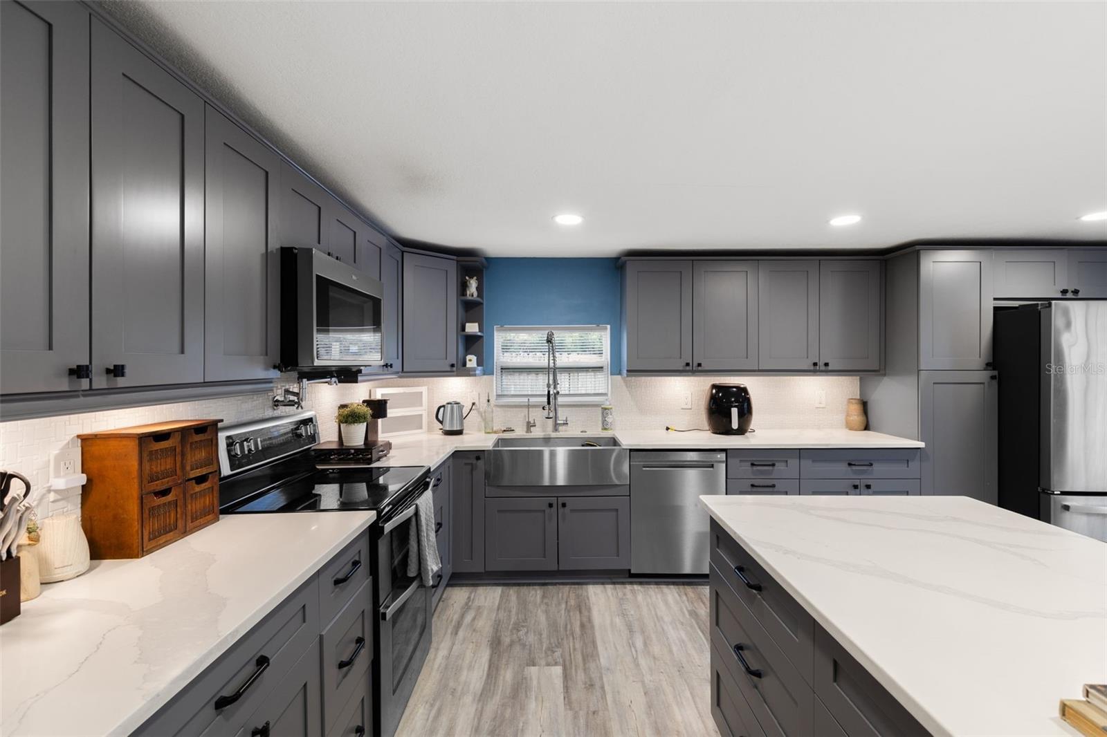 Image 9 of 28 For 1224 80th Avenue N