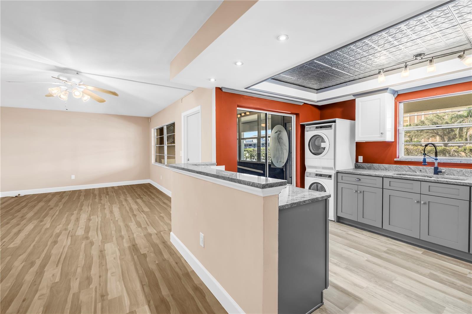 Image 10 of 48 For 4455 Duhme Road 109