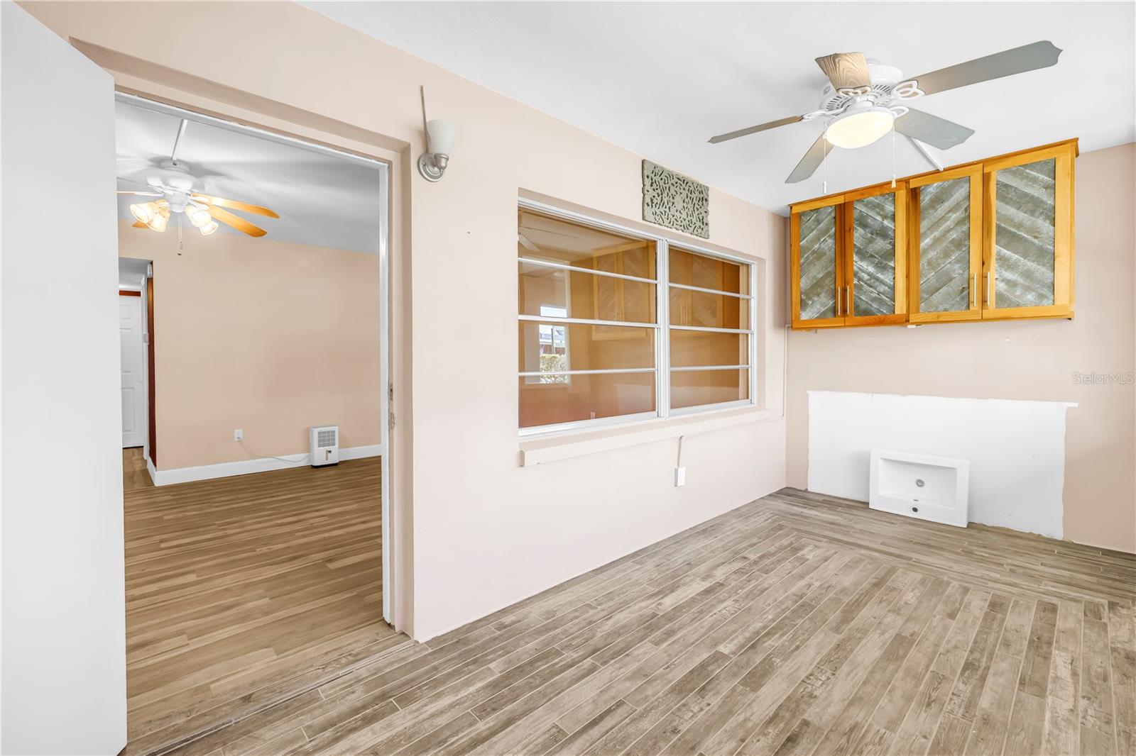 Image 2 of 48 For 4455 Duhme Road 109